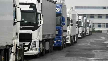 Совмин ограничил въезд в Беларусь литовских и польских фур