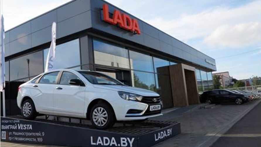АвтоВАЗ объявил о повышении цен на Lada. Как это объяснили?