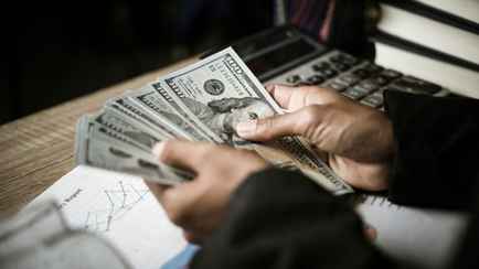 В 10 раз больше? В России сравнили с Украиной коррупционные суммы в 2025 году