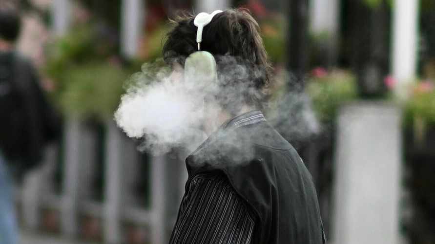 В парламенте готовят законопроект, который полностью поменяет торговлю вейпами в Беларуси