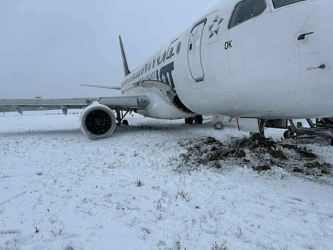 В Вильнюсском аэропорту посадка самолета едва не привела к катастрофе