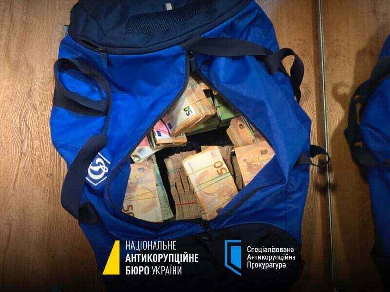 «Таскать коробку с наличными – не самое большое удовольствие» - Что известно о масштабной коррупционной схеме в Украине