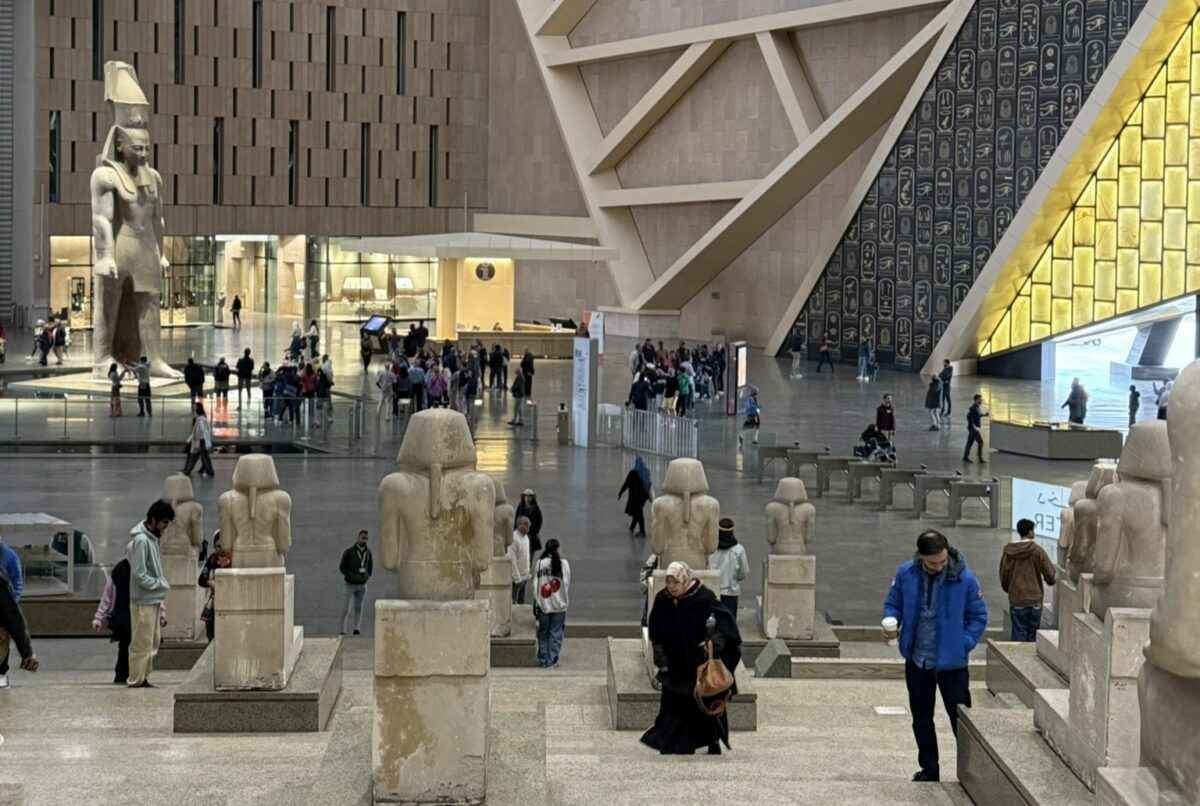 В Египте открылся самый большой музей в мире. Его строили 20 лет и потратили 1,2 млрд долларов