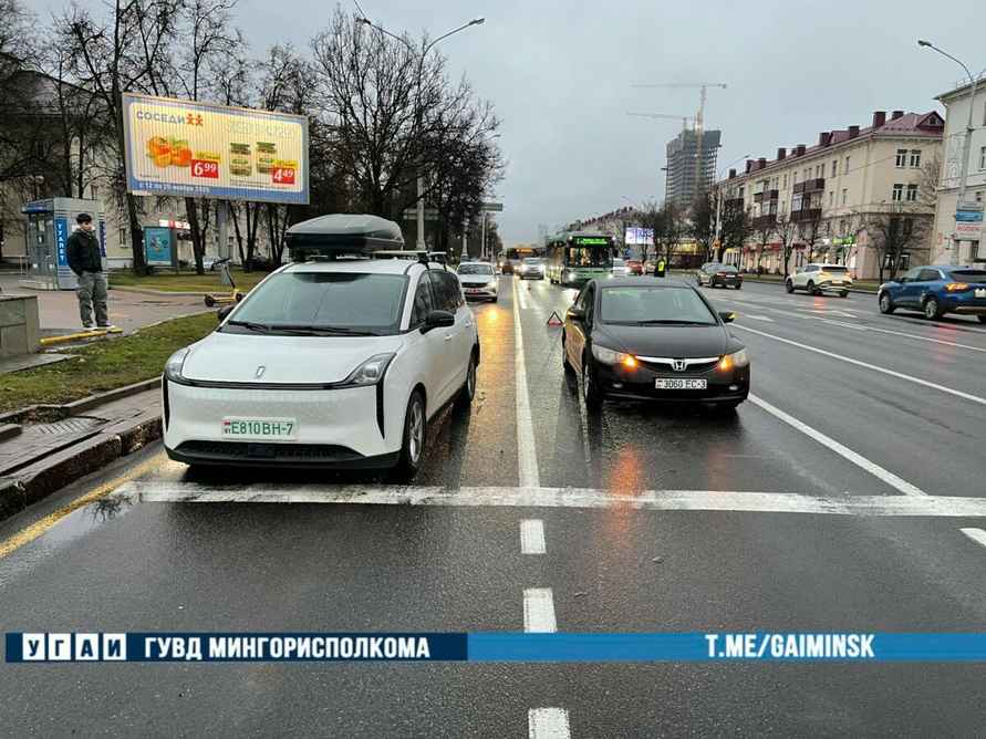 В Минске водитель BMW устроил два ДТП за две минуты, протаранив 8 машин