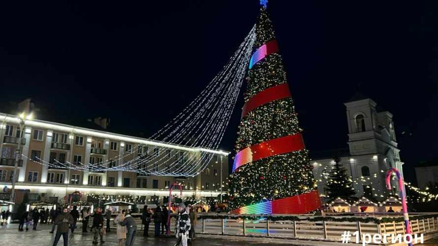 В центр Бреста привезли специалистов, специальную машину и спецустановку. Зачем?