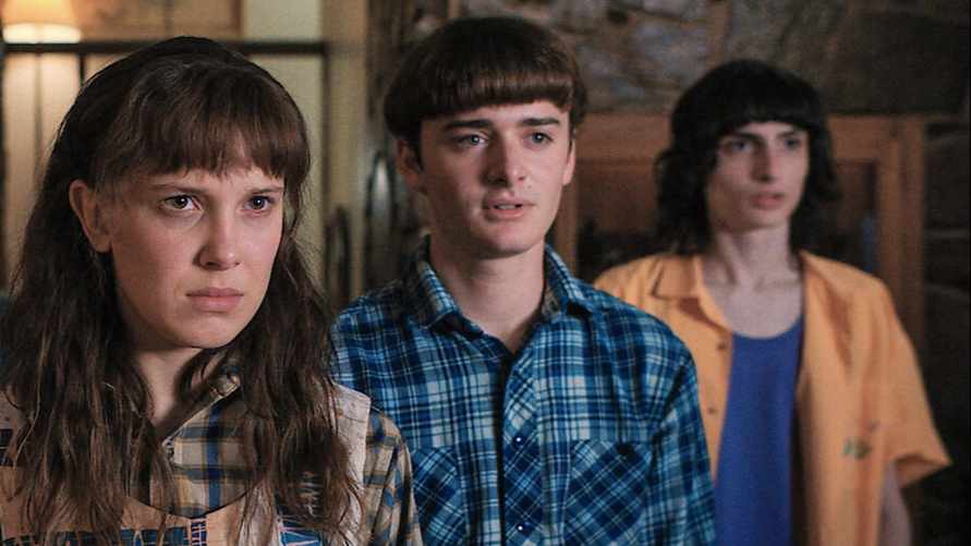 Стало известно, сколько получат актеры сериала "Очень странные дела" за финальный сезон