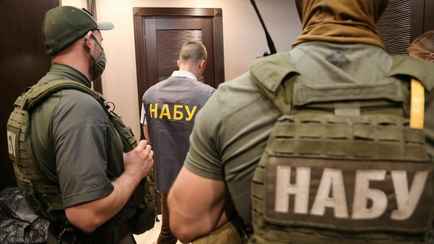 К главе офиса Зеленского пришли с обысками антикоррупционные органы. Что известно?