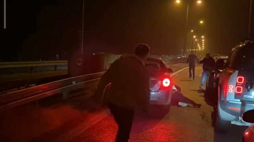 «Человека сбили!» - Битвы за место в очереди на границе Польши и Беларуси вышли на новый уровень