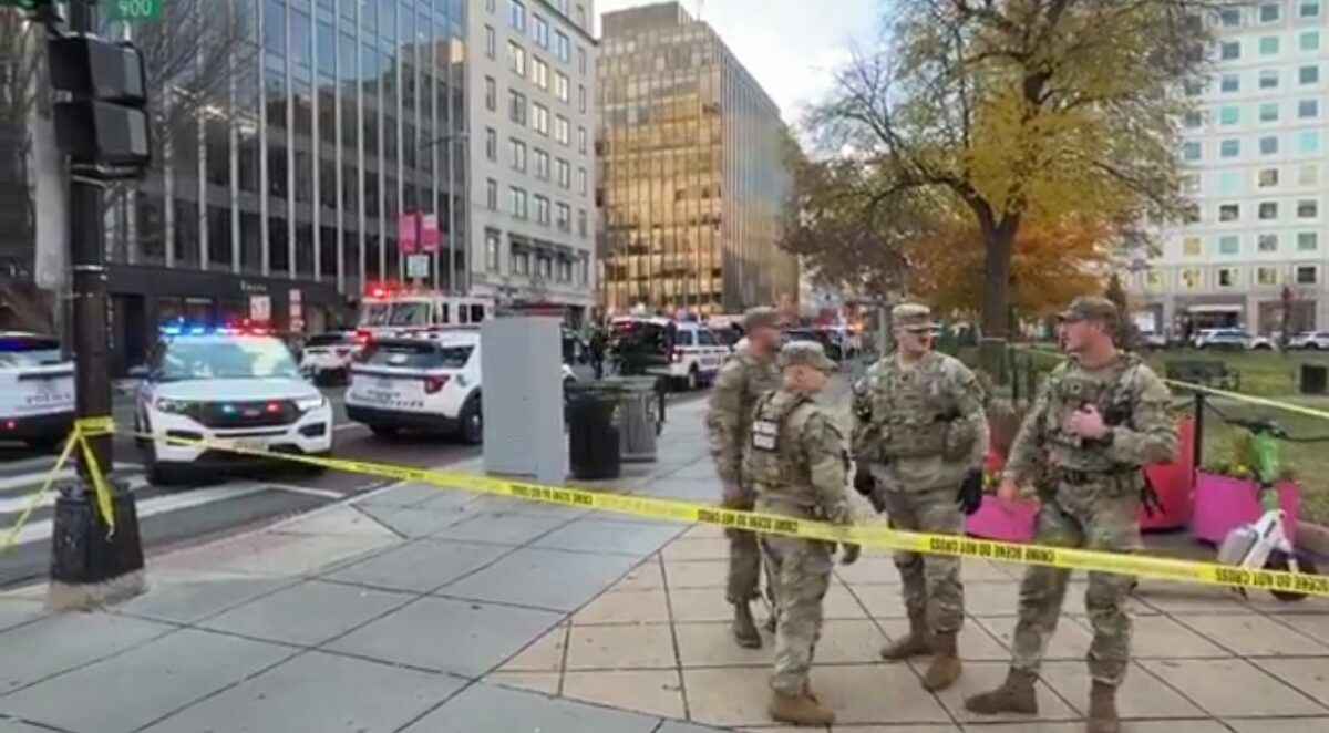 Стрельба в Вашингтоне. Трамп потребовал проверить всех иммигрантов из одной страны