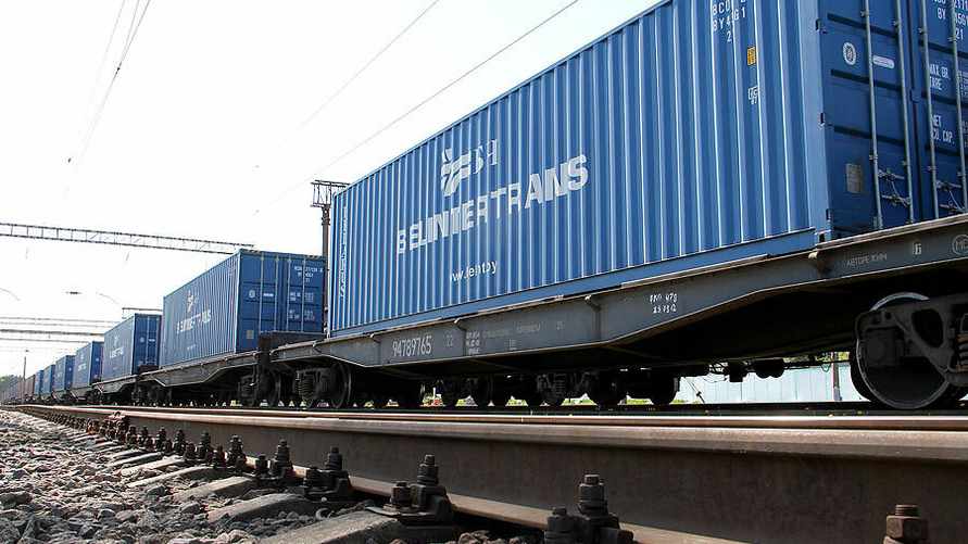 Стабильность есть, роста все ещё нет. Что происходит с внешней торговлей Беларуси?