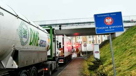 Беларусь подтвердила синхронное открытие двух КПП с Польшей и назвала точное время