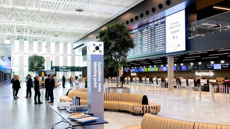 Вильнюсский аэропорт снова закрывался из-за воздушных шаров