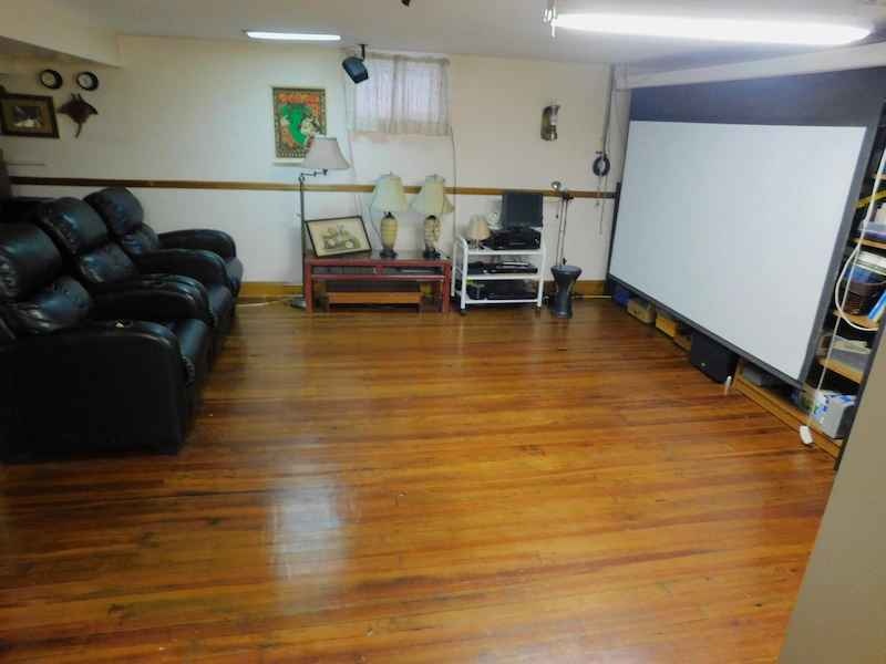 «Здесь был зачат будущий президент США» - на продажу выставили дом, где вырос Трамп. Что внутри?