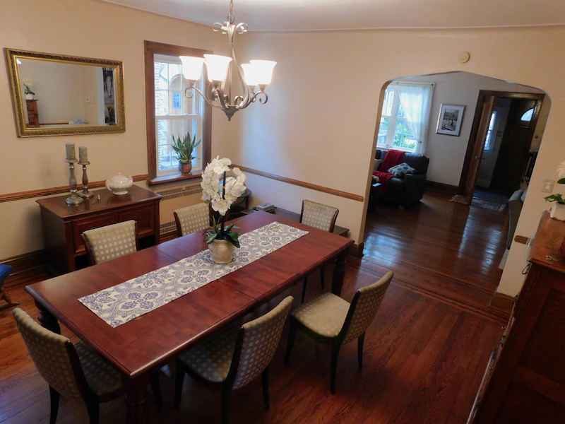 «Здесь был зачат будущий президент США» - на продажу выставили дом, где вырос Трамп. Что внутри?