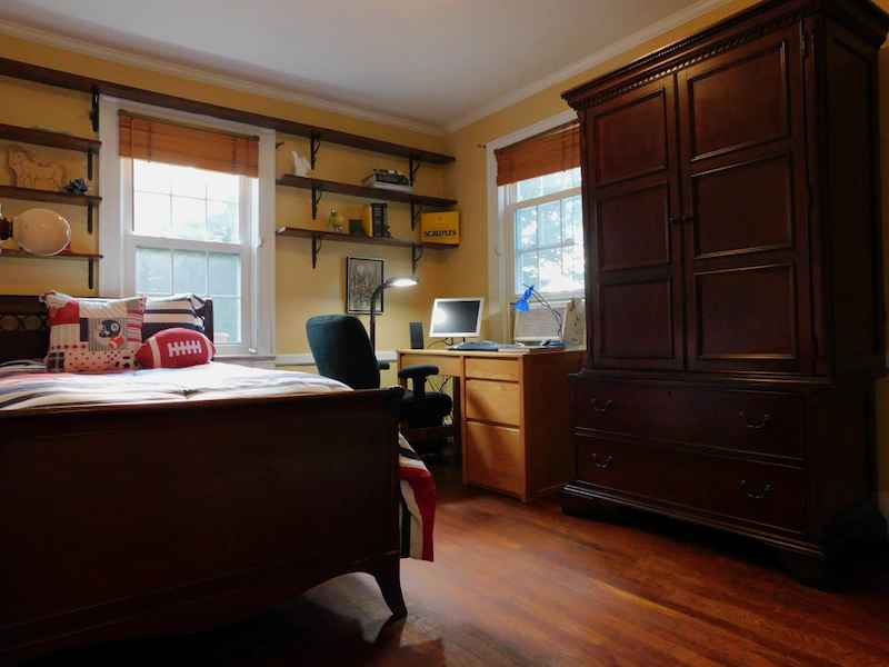 «Здесь был зачат будущий президент США» - на продажу выставили дом, где вырос Трамп. Что внутри?