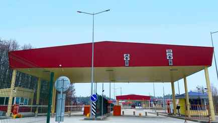 Банк предложил всем белорусам, «кто мчит» в Польшу, помочь «не попасть в неловкую ситуацию»