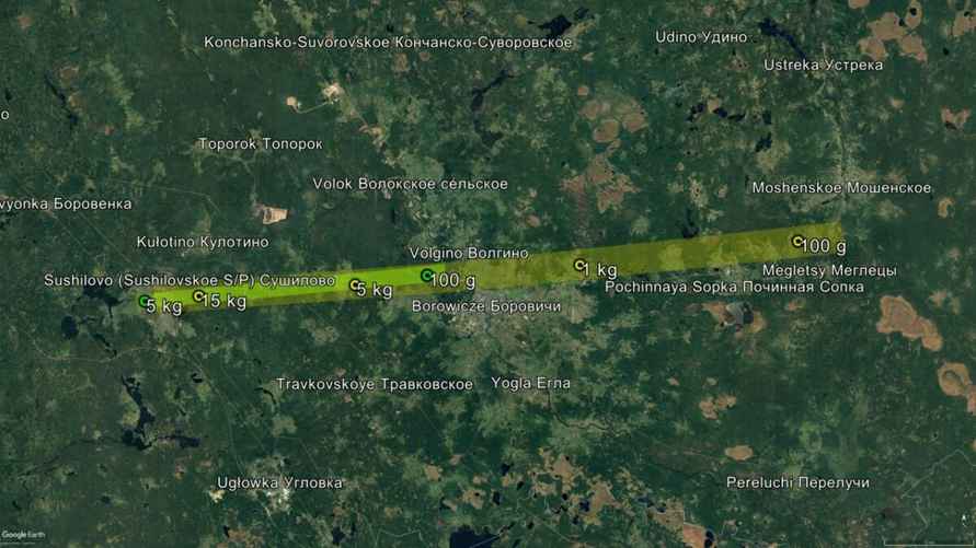 «Зелёный НЛО» пробил крышу жилого дома в России