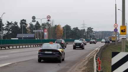 На половине МКАД в Минске запретили ездить одному виду транспорта