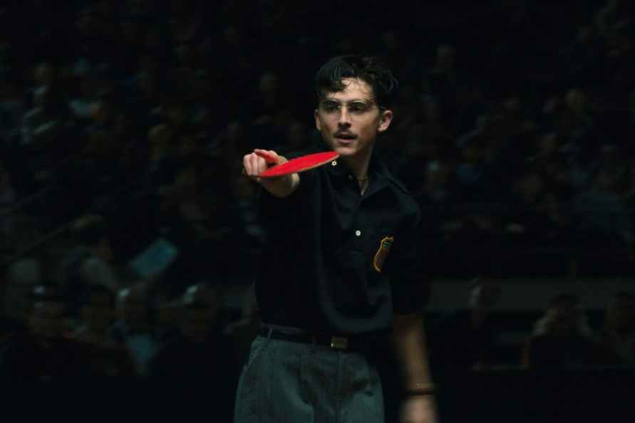 Какие фильмы посмотреть к Новому году? Rolling Stone собрала ТОП-20, вышедших в очень удачный 2025 год