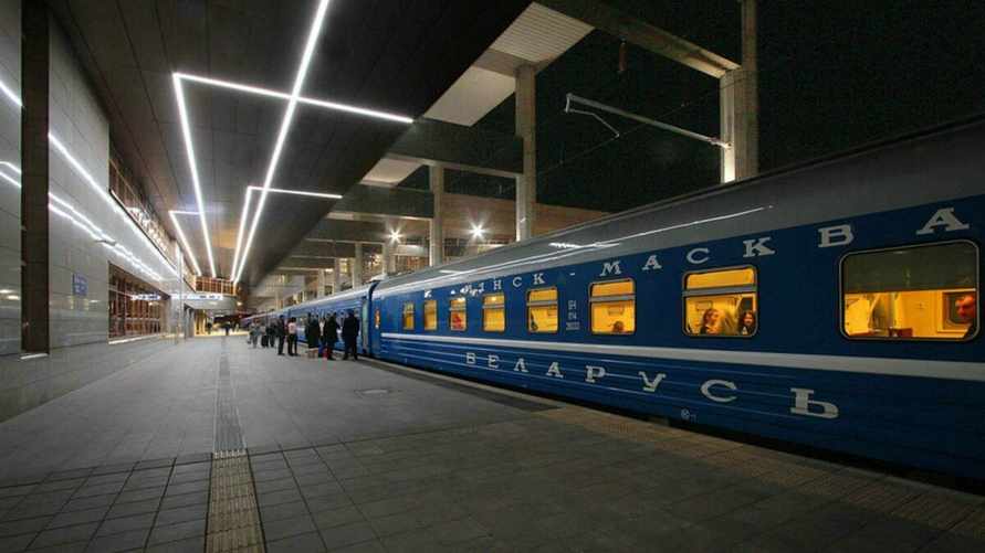 БелЖД предложила белорусам встретить Новый год в поезде? Вот что известно