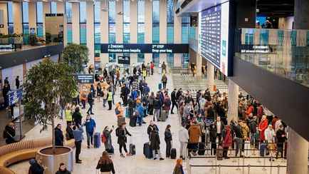 Вильнюсский аэропорт снова остановился. Но не из-за контрабандных шаров