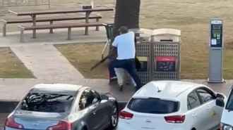 Массовый расстрел на пляже в Австралии. Прохожий обезвредил одного из террористов