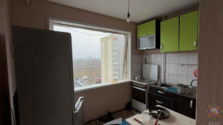 Спасатели решили разобрать верхние этажи пострадавшего дома в Гомеле