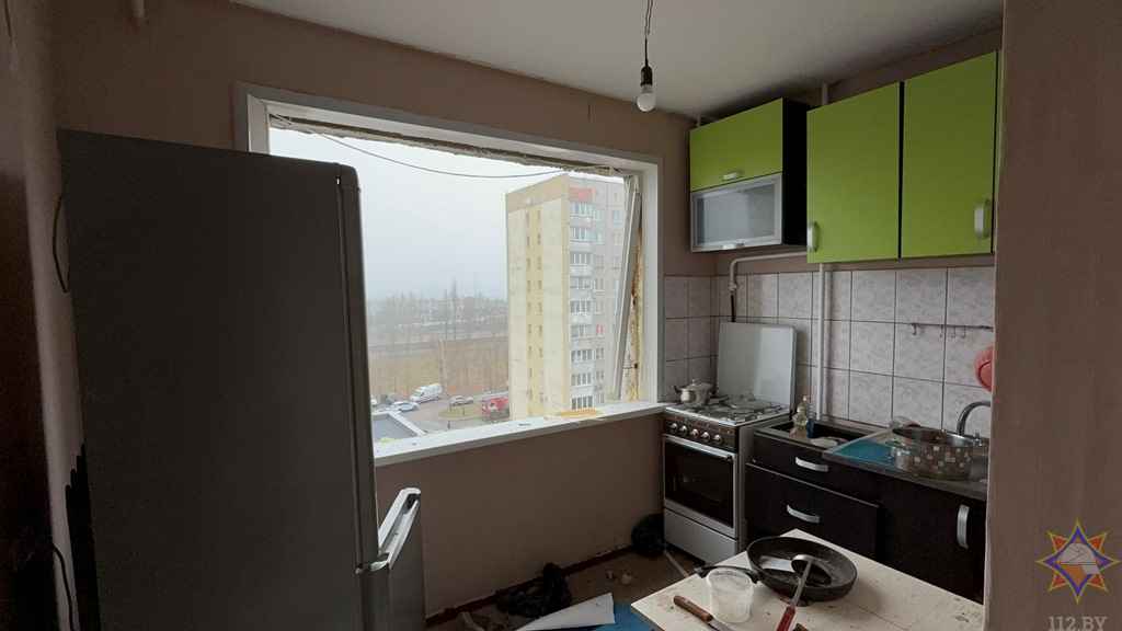 Спасатели решили разобрать верхние этажи пострадавшего дома в Гомеле