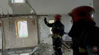 Спасатели решили разобрать верхние этажи пострадавшего дома в Гомеле