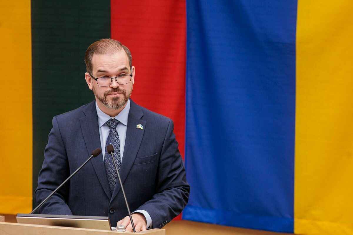 Минобороны Литвы объявило, что "специально"  не будет реагировать на падение дрона в Гродно