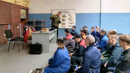 Совмин поставил цель белорусским школьникам. Сколько должны покидать школу после 9 класса?