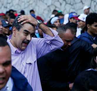 Не задерживается на месте и меняет телефоны. Мадуро опасается высокоточного удара США