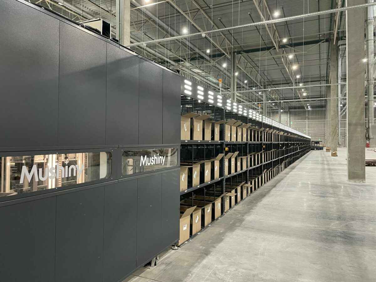 Ozon запустил в Беларуси первый 3D-сортер. Это что такое?