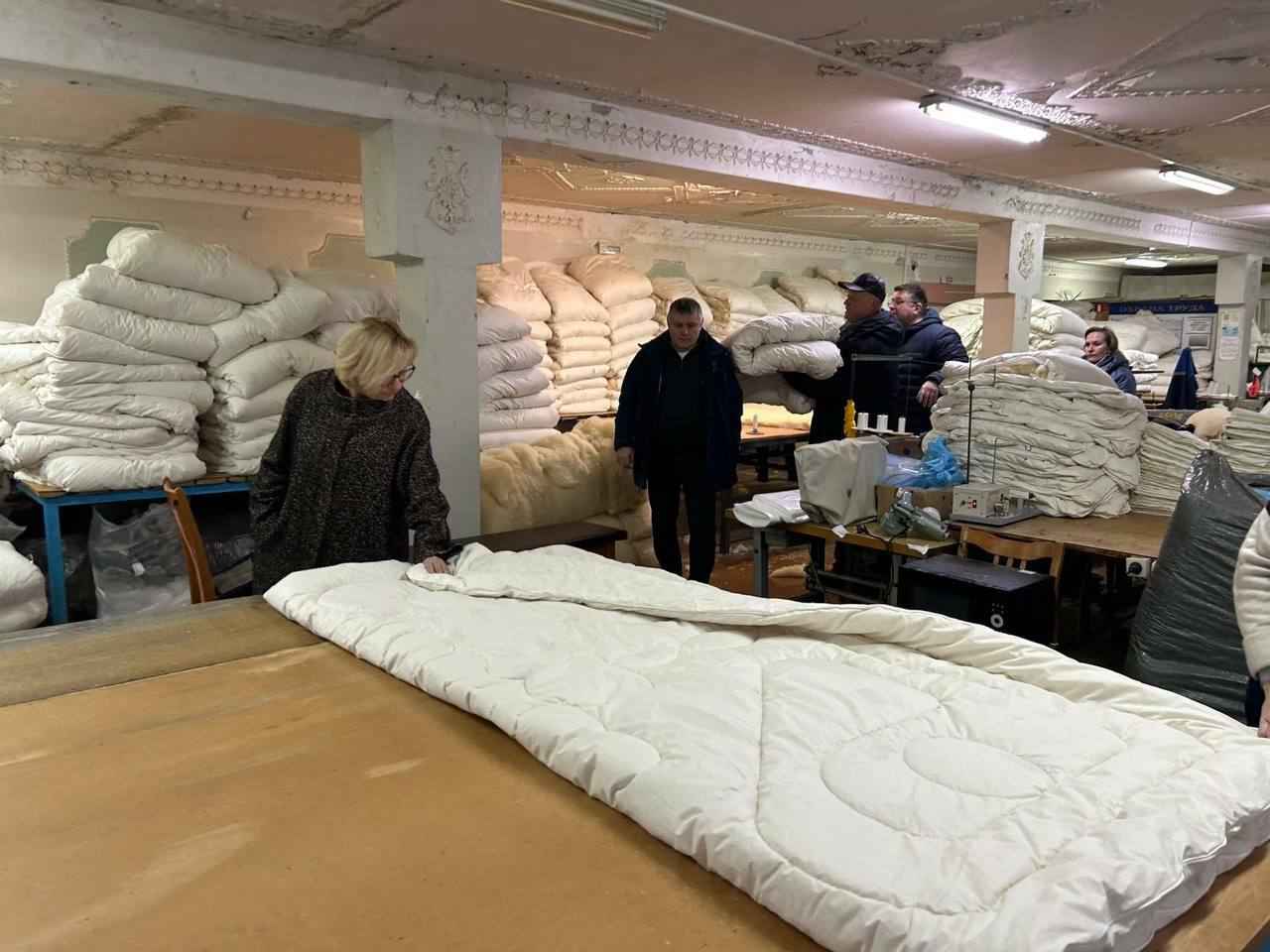 Беллегпром показал производство белорусских валенок. Почем валенки «Минчанка»?