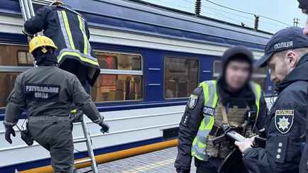 На крыше метро заживо сгорел 16-летний зацепер