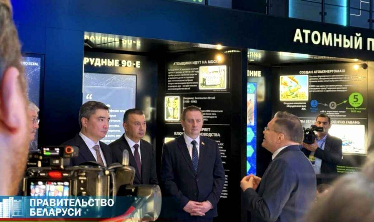 «С вас — мозги» - Турчин пообещал НАН Беларуси деньги на импортозамещающие кристаллы