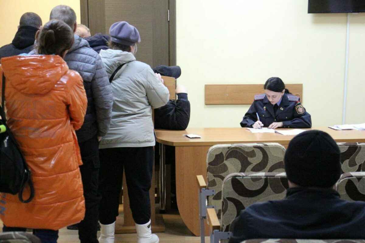 Милиция объявила о «содействии в трудоустройстве» минчан. Как это работает?