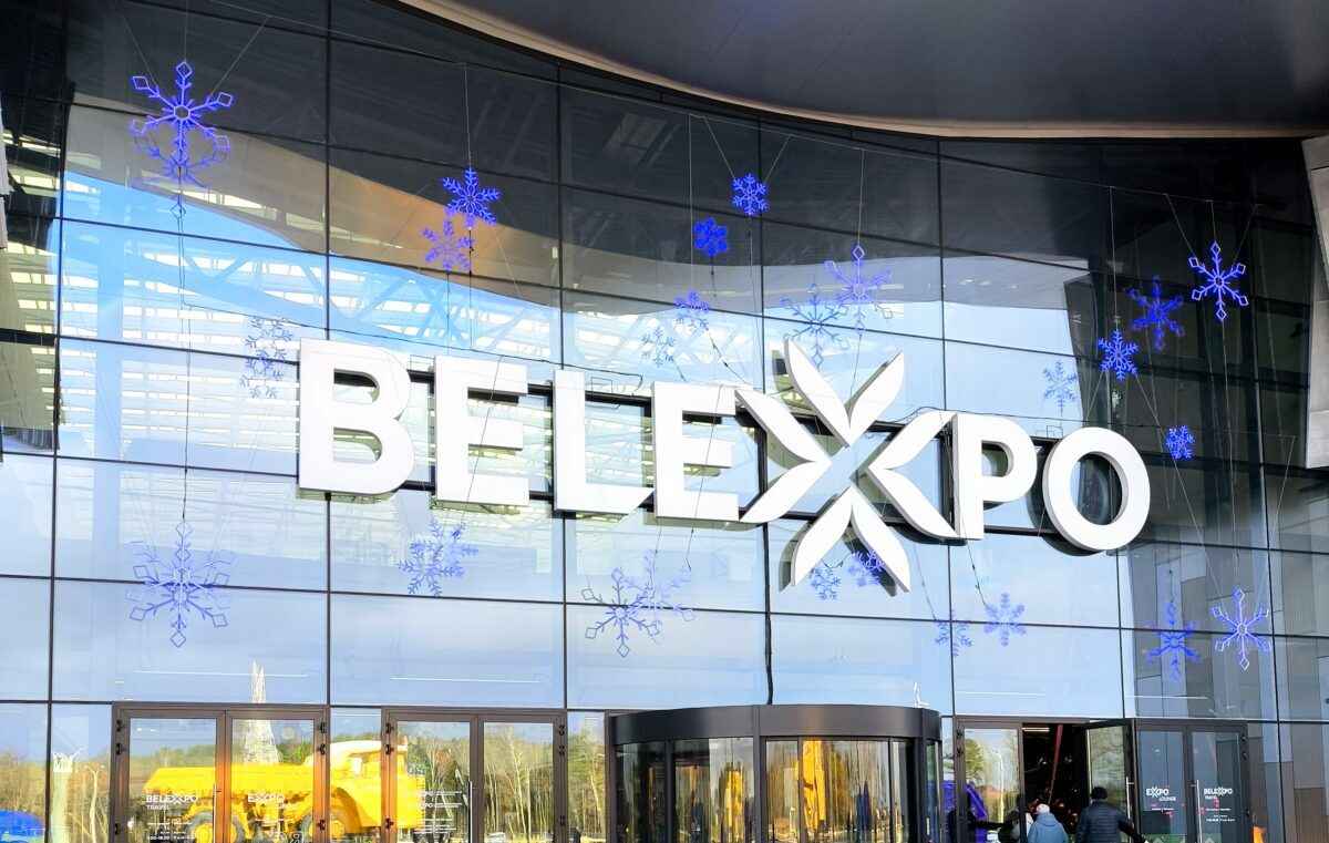 Глава Минска поручил отвезти школьников на выставку "Моя Беларусь"