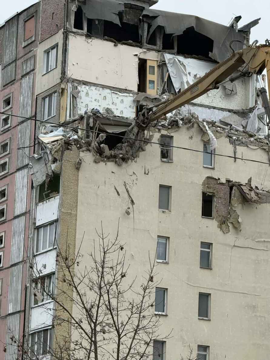 Жильцов пострадавшего дома в Гомеле предупредили о новых дефектах