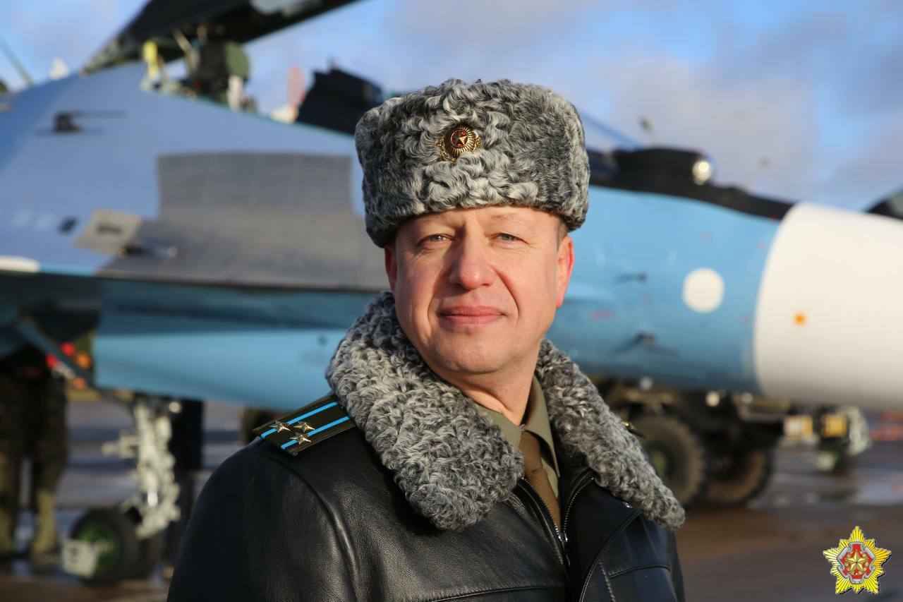 В Беларусь из России прибыла партия истребителей Су-30СМ2