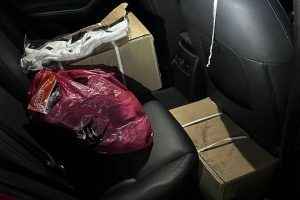 Любите покупать с рук свежую красную икру? Россельхознадзор показал, как её везут в Беларусь