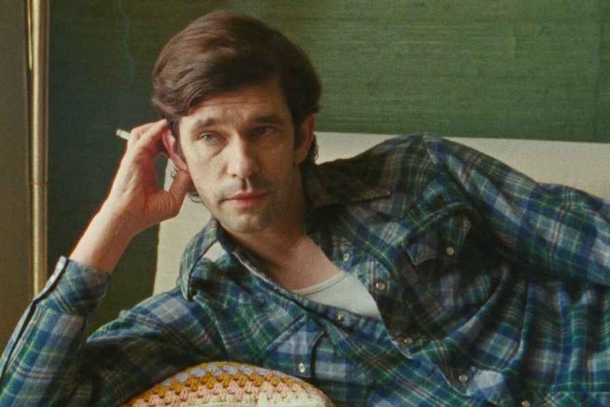 Какие фильмы посмотреть к Новому году? Rolling Stone собрала ТОП-20, вышедших в очень удачный 2025 год