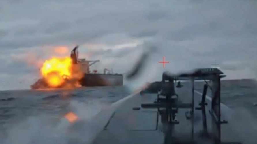 Украинские дроны подорвали ещё один танкер в Черном море