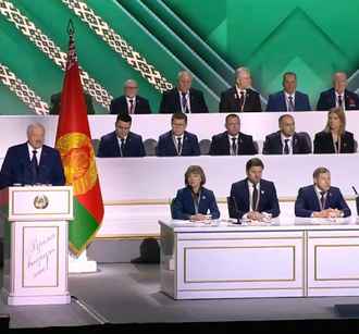 Коммуналка, сотовая связь и импортная одежда. Лукашенко обратился к народу и парламенту