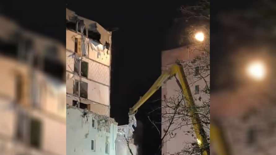 Под завалами в гомельской многоэтажке нашли тело погибшей женщины