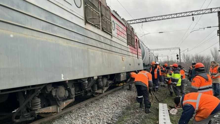 В России сошел с рельсов поезд