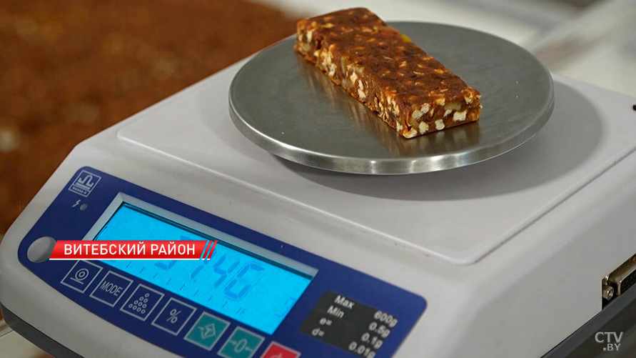В Витебске пообещали выпускать батончики без сахара для Беларуси. Раньше их поставляли в Россию