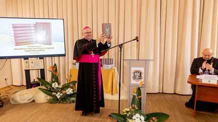 Католическая церковь представила официальный перевод на белорусский Пятикнижия — «Историческое событие»