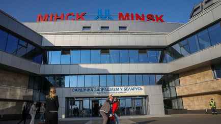 Лукашенко продлил безвиз для европейцев из 38 стран