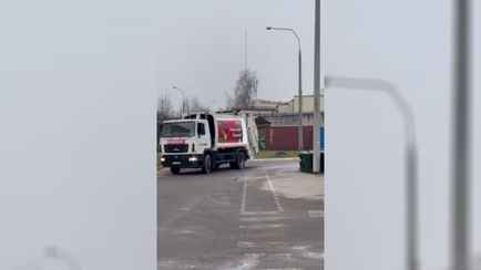 ЖКХ Минска пообещало подарки за фото мусоровозов. Но не всех подряд